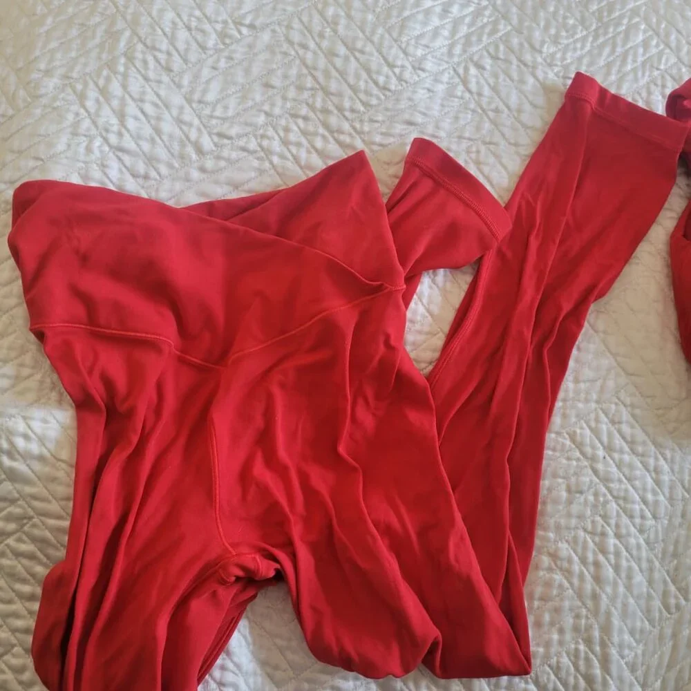 Aerie Real Me Offline Matching Set Red Size Medium GUC - Picture 11 of 12